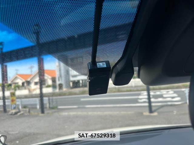 Toyota ALPHARD HYBRID 2018-04 7819320-3