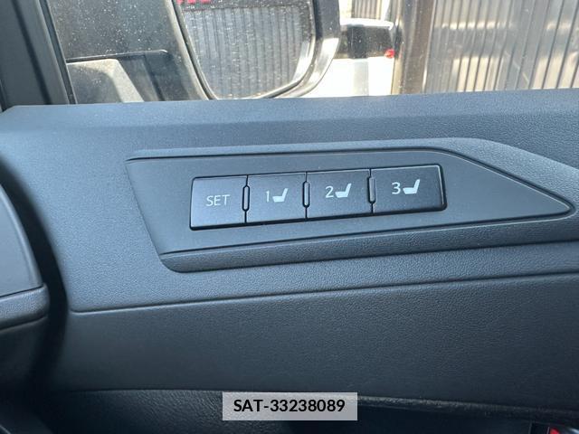 Toyota ALPHARD HYBRID 2021-01 7819333-13