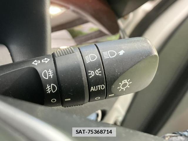 Toyota ALPHARD HYBRID 2015-05 7822547-16