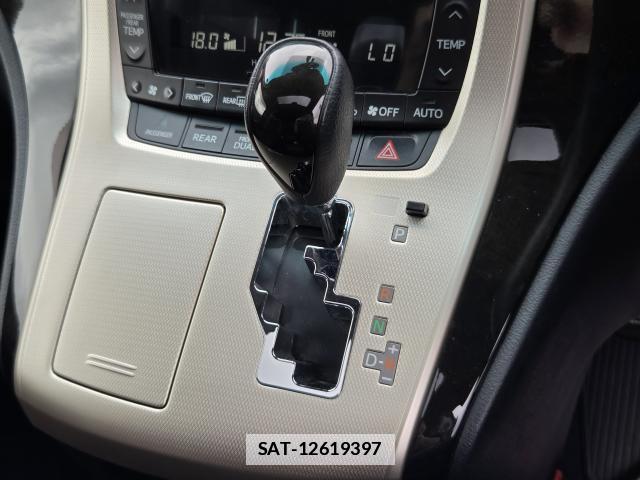 Toyota ALPHARD 2013-08 7813123-16