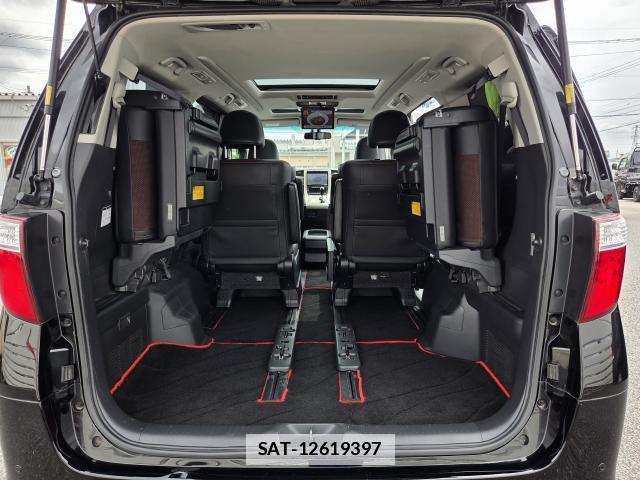 Toyota ALPHARD 2013-08 7813123-18