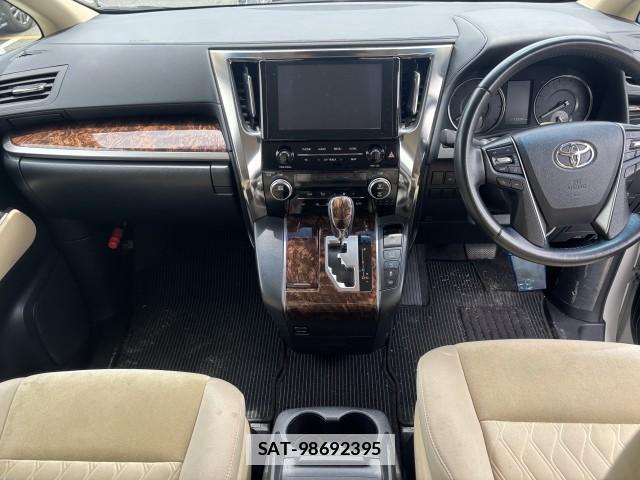 Toyota ALPHARD 2022-02 7813472-7