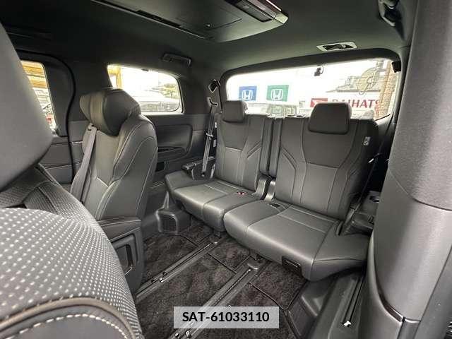 Toyota ALPHARD 2024-10 7814168-7