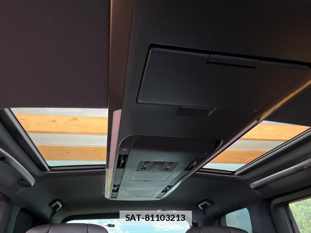 Toyota ALPHARD 2023-10 7816270-2