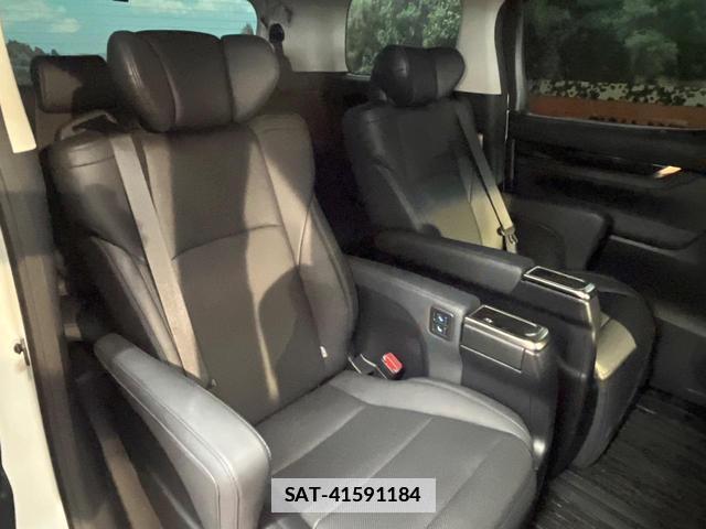 Toyota ALPHARD 2019-10 7816315-8