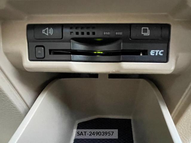 Toyota ALPHARD 2012-01 7816504-13