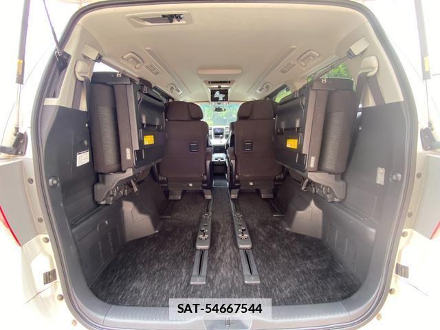 Toyota ALPHARD 2012-05 7816519-17