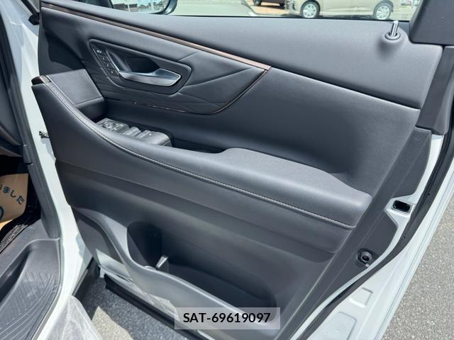 Toyota ALPHARD 2026-06 7816802-15