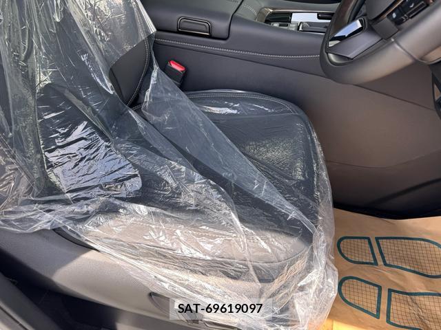 Toyota ALPHARD 2026-06 7816802-19