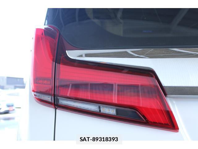 Toyota ALPHARD 2023-01 7818186-17