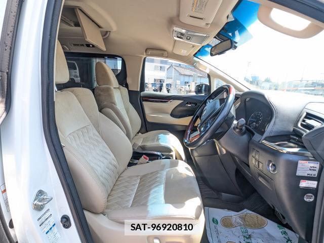 Toyota ALPHARD 2016-09 7819089-5