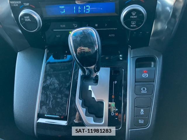Toyota ALPHARD 2019-03 7819277-11