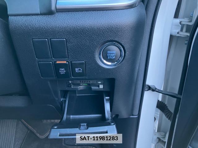 Toyota ALPHARD 2019-03 7819277-14