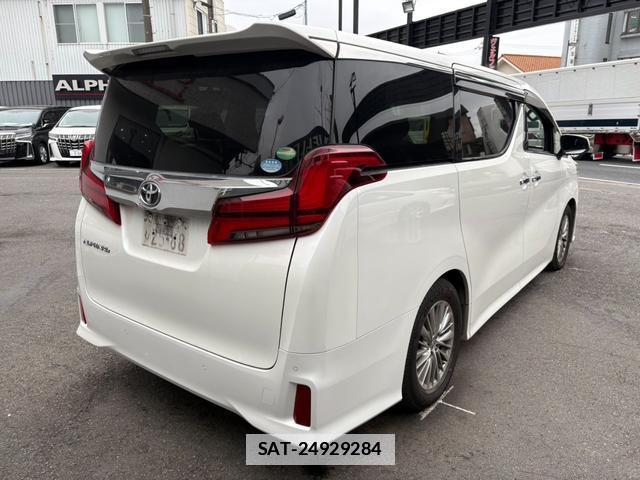 Toyota ALPHARD 2019-06 7819286-2