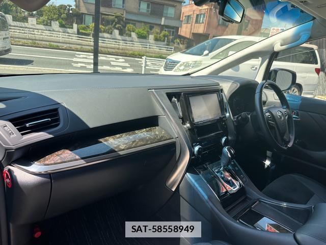 Toyota ALPHARD 2016-04 7819308-15