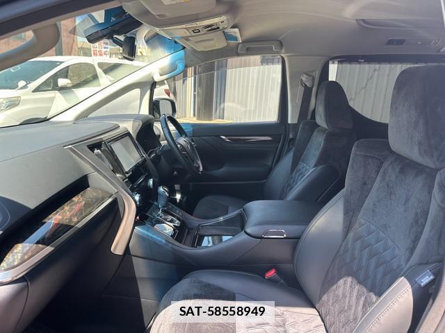 Toyota ALPHARD 2016-04 7819308-16