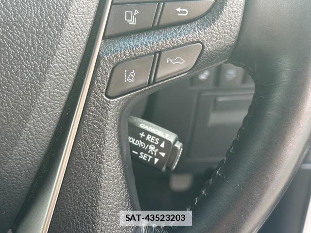 Toyota ALPHARD 2019-11 7819314-2
