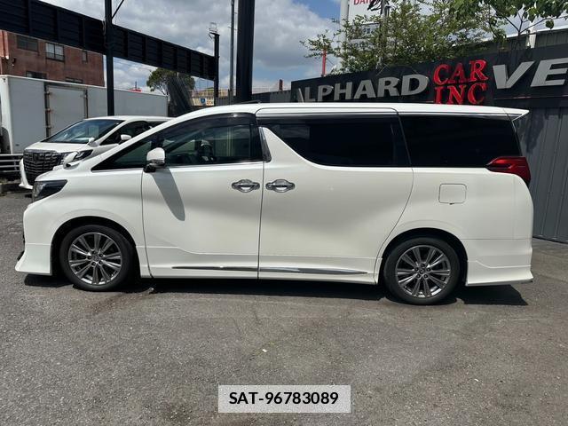 Toyota ALPHARD 2016-08 7819321-16