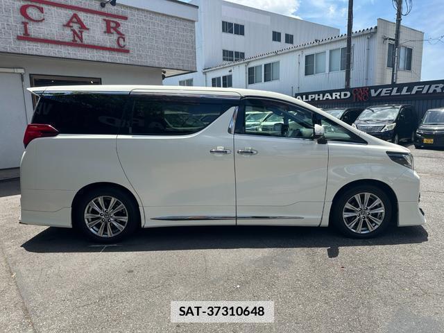 Toyota ALPHARD 2017-05 7819348-12