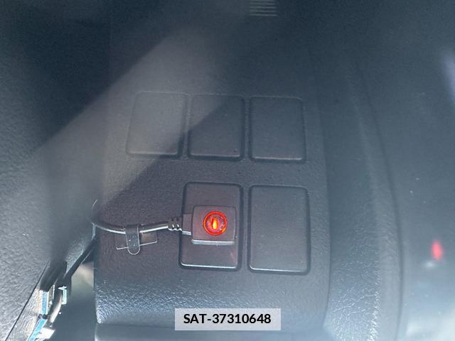 Toyota ALPHARD 2017-05 7819348-5