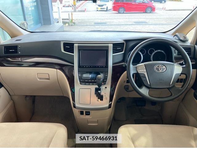 Toyota ALPHARD 2012-03 7820079-2