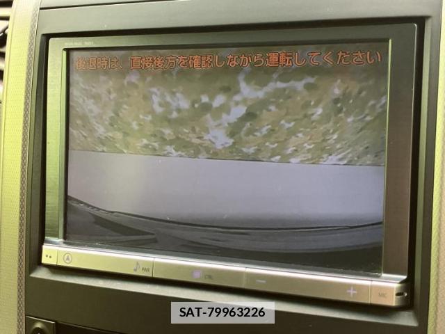 Toyota ALPHARD 2013-06 7822051-11