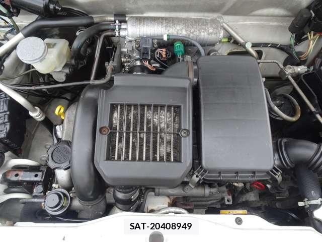 Suzuki ALTO WORKS 2000 7813008-9