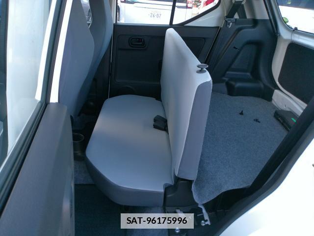 Suzuki ALTO 2014-12 7820671-4