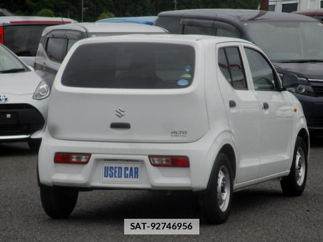 Suzuki ALTO 2018-04 7820694-1