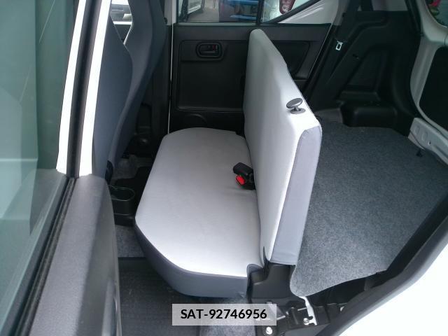 Suzuki ALTO 2018-04 7820694-4