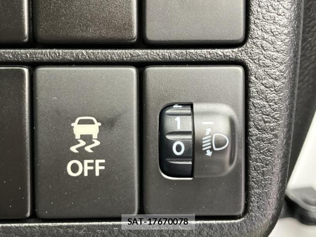 Suzuki ALTO 2017-02 7822234-15