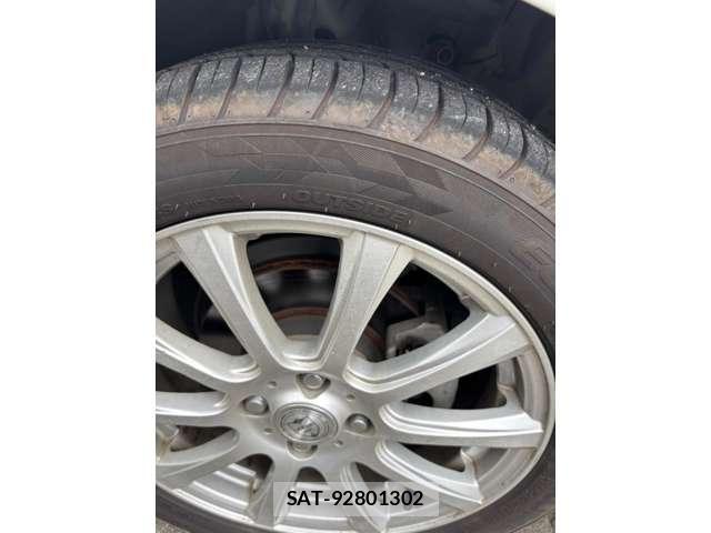 Toyota AQUA 2012-01 7811818-13