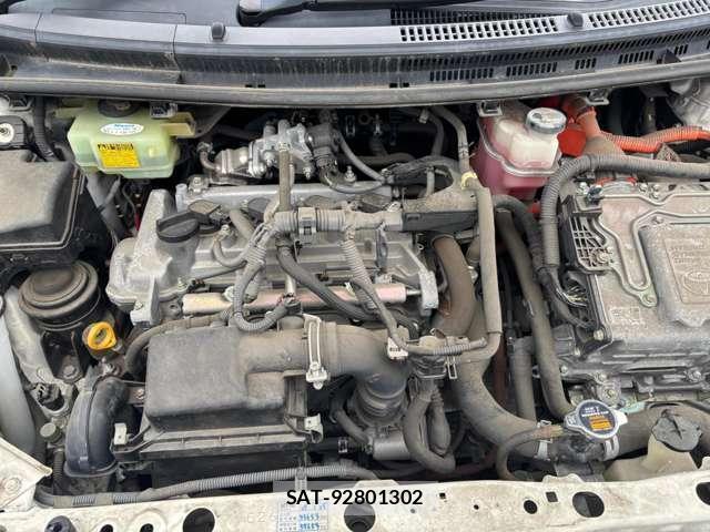 Toyota AQUA 2012-01 7811818-16