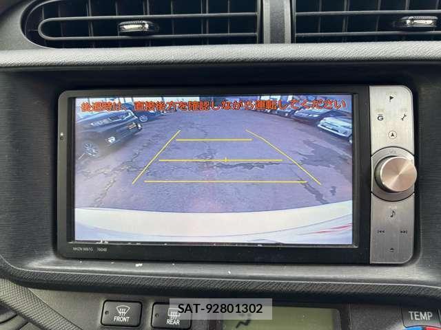 Toyota AQUA 2012-01 7811818-7