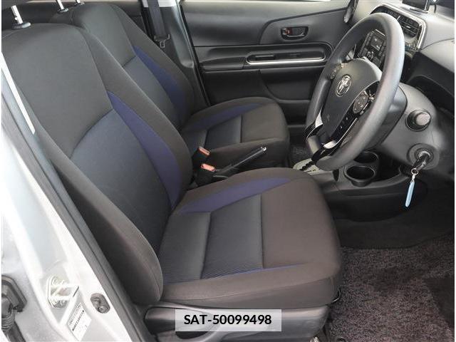 Toyota AQUA 2021-04 7811871-12