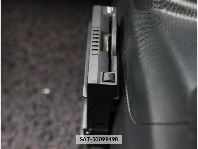 Toyota AQUA 2021-04 7811871-4