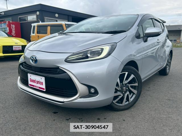Toyota AQUA 2021-07 7812670-0