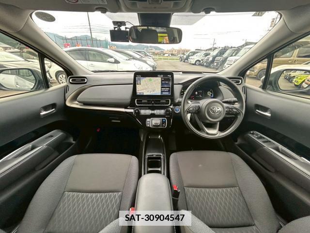 Toyota AQUA 2021-07 7812670-2