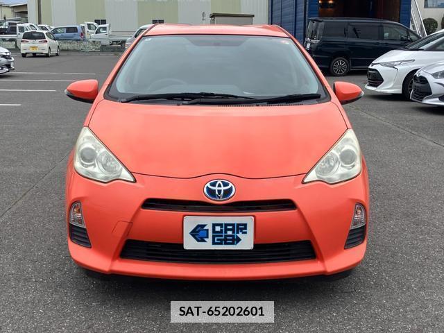Toyota AQUA 2012-05 7812882-3