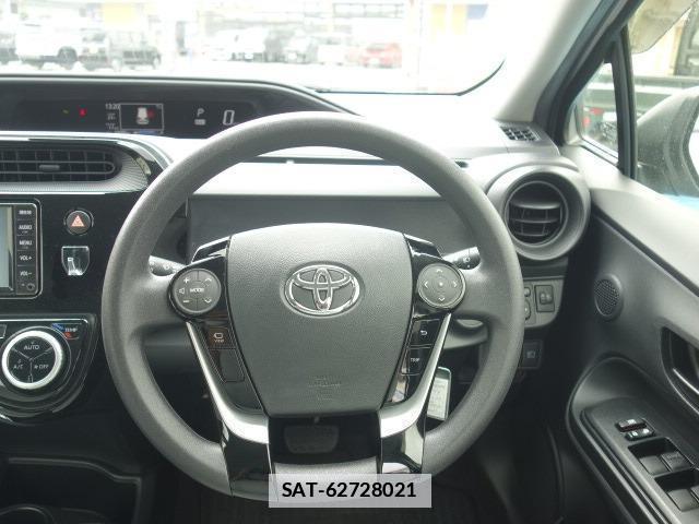 Toyota AQUA 2021-02 7813195-11