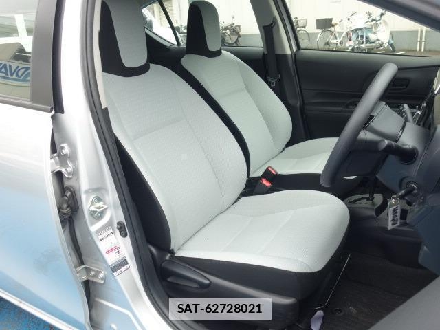 Toyota AQUA 2021-02 7813195-17