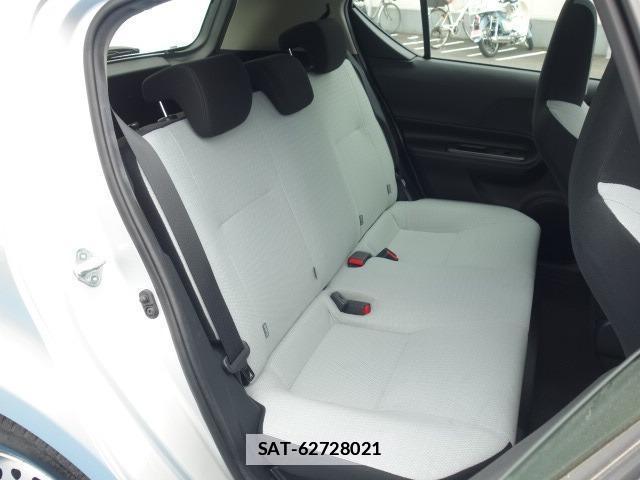 Toyota AQUA 2021-02 7813195-18