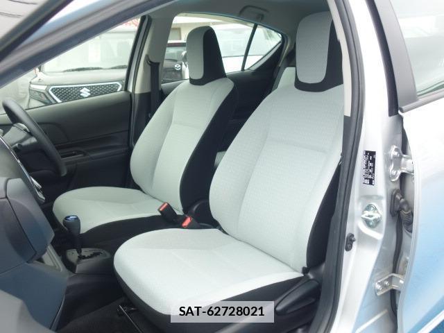 Toyota AQUA 2021-02 7813195-19