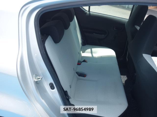 Toyota AQUA 2021-03 7813208-17