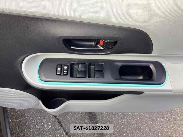 Toyota AQUA 2012-02 7813232-10