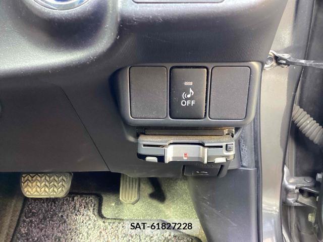 Toyota AQUA 2012-02 7813232-12