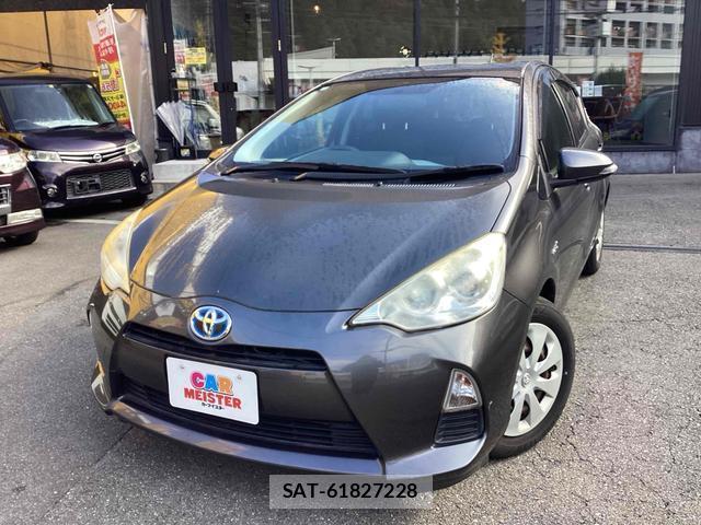 Toyota AQUA 2012-02 7813232-15