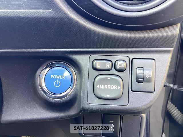 Toyota AQUA 2012-02 7813232-18