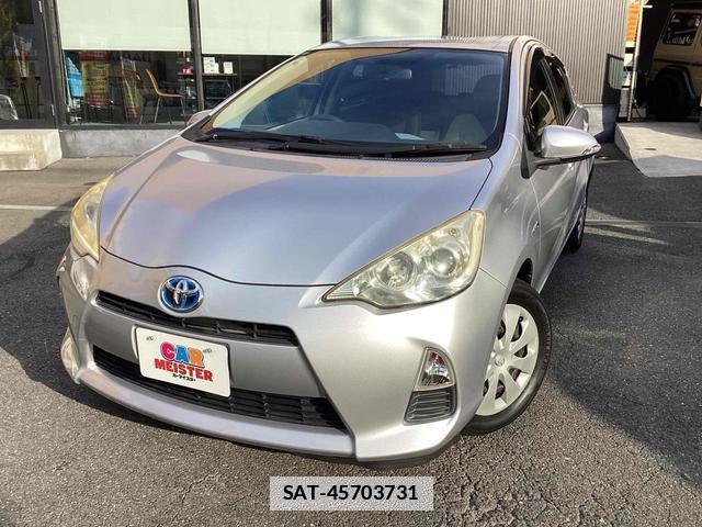 Toyota AQUA 2012-04 7813239-3