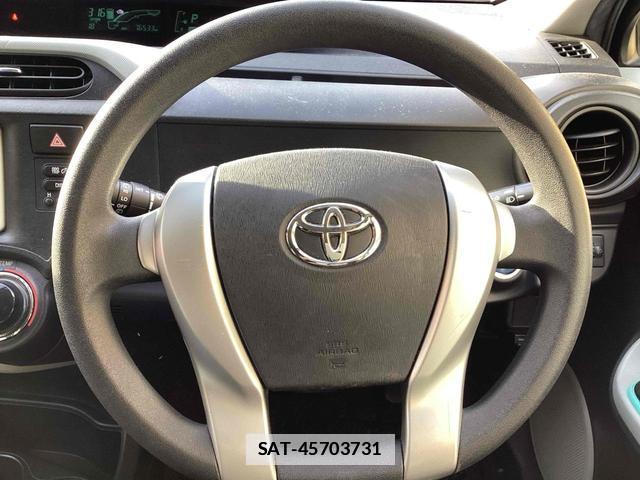 Toyota AQUA 2012-04 7813239-7